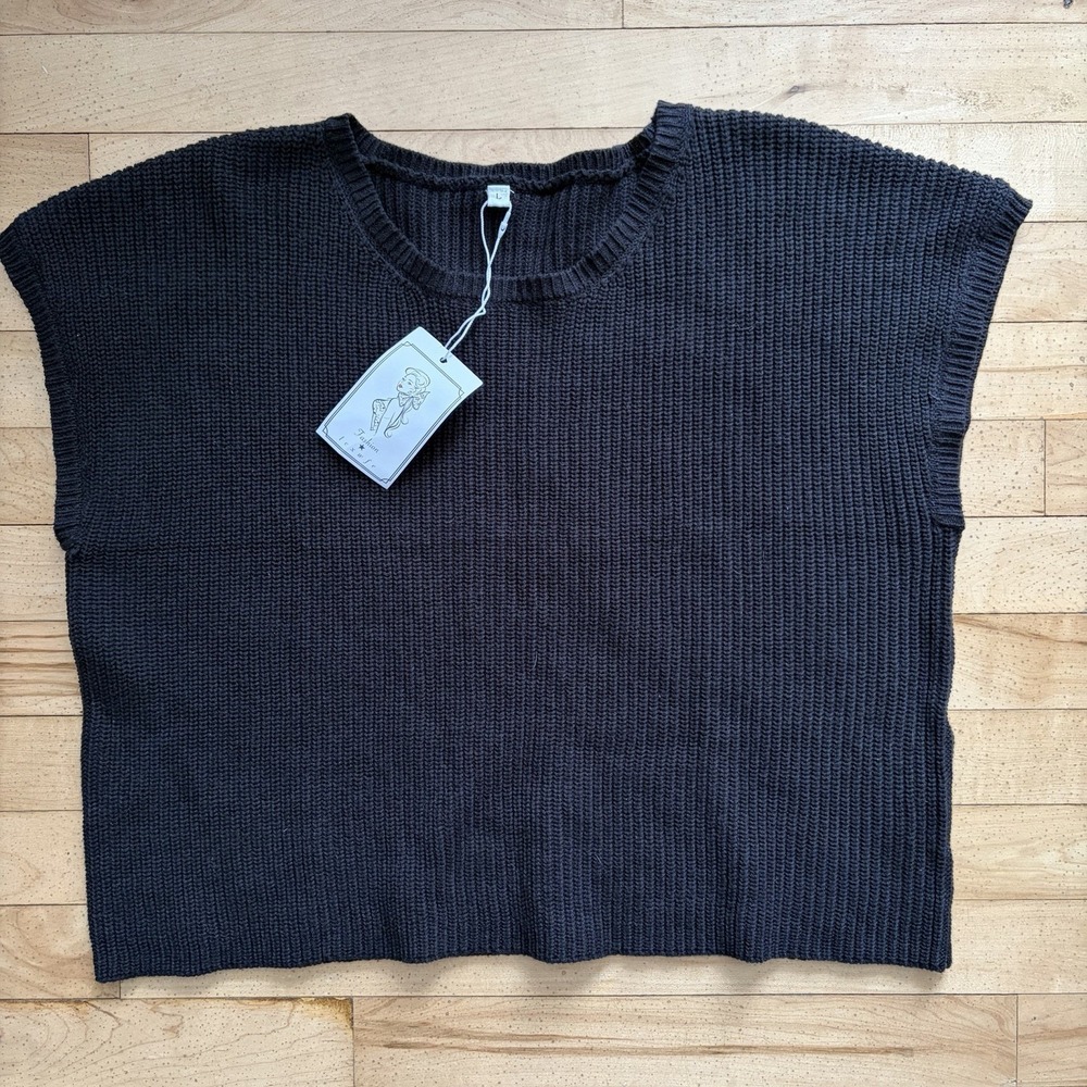 NWT Black Knitted Top Sleeveless Womens Size‎ Large